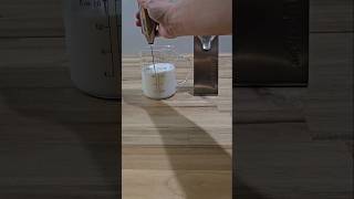 Aerolatte Handheld Milk Frother [upl. by Vala]